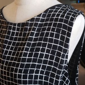 Flash Sale! Torrid Split Back Sleeveless Chiff Top